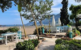 Bellerofon Beach Otel